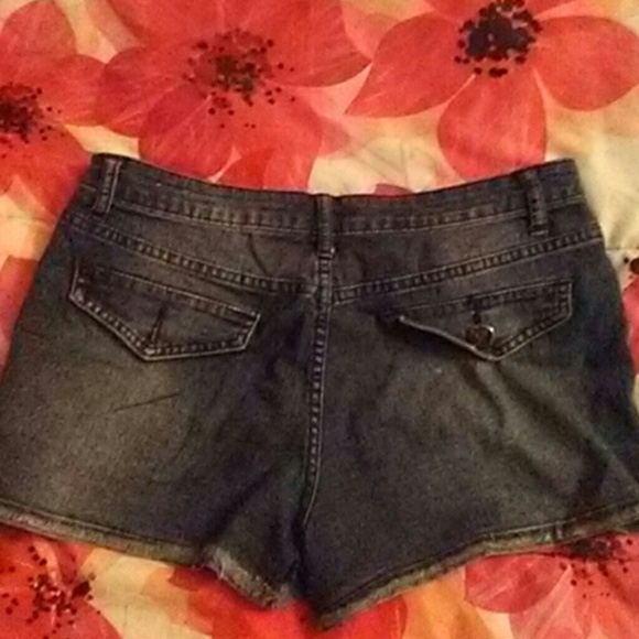 Jean shorts - Picture 2 of 2